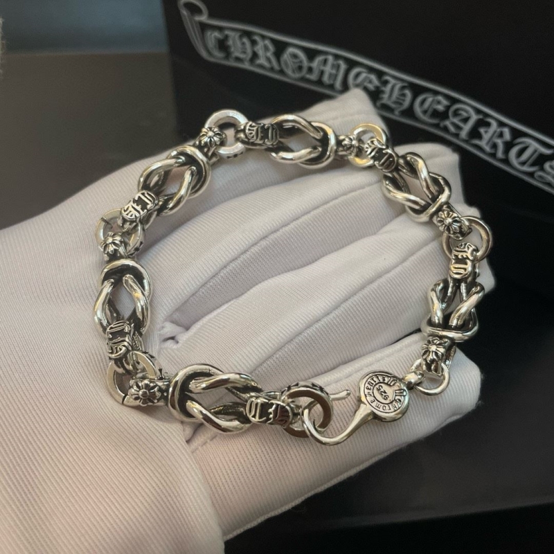 Ch*0me He**ts bracelets
